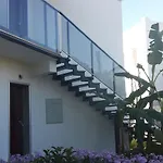 Sun Garden מלון דירות 4*