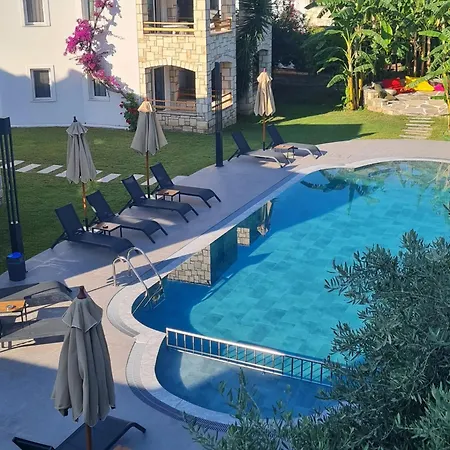Lägenhetshotell Sun Garden 4*